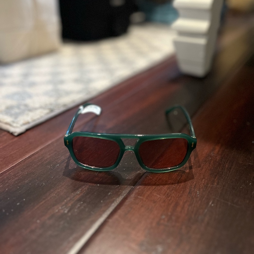 Quay Australia Green Sunglasses